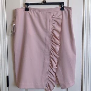 NWT Worthington Ruffle Pencil Skirt in Rose Smoke